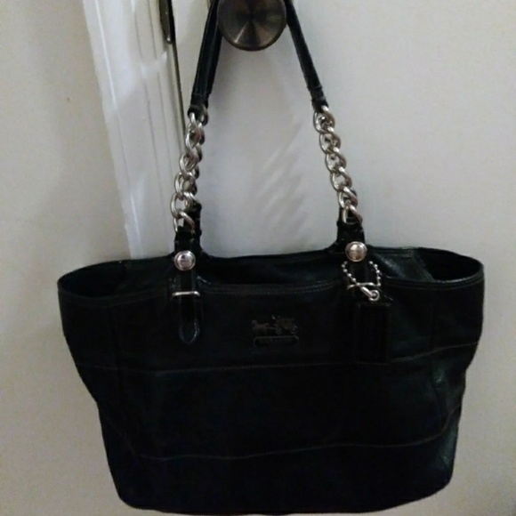 Coach Handbags - Coach black leather medium size purse